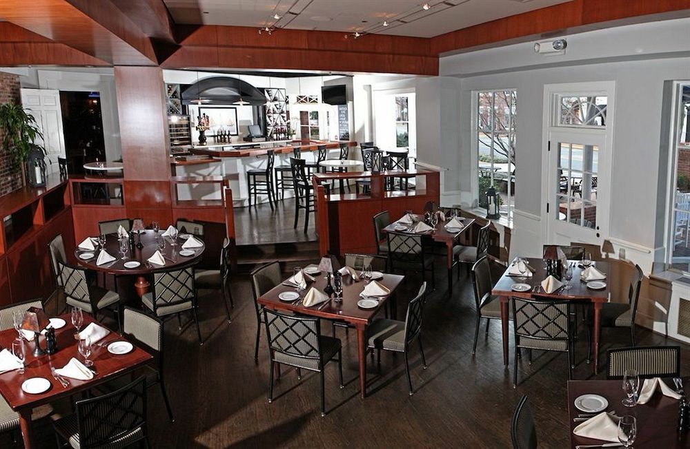 The Tidewater Inn イーストン エクステリア 写真