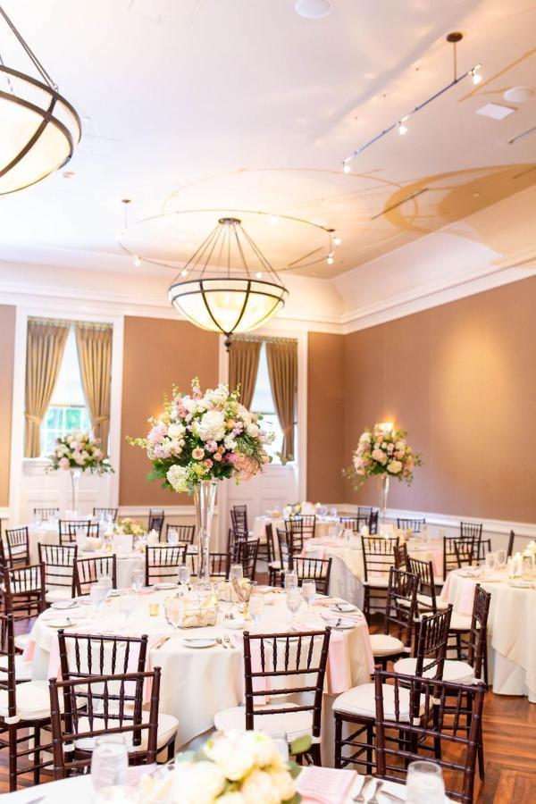 The Tidewater Inn イーストン エクステリア 写真